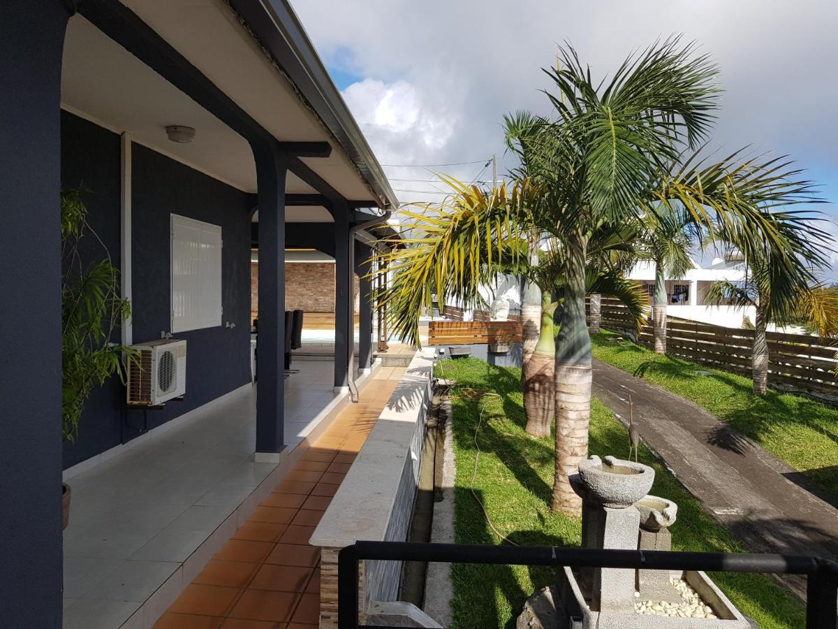 Hotel Studio Tres Bon Standing Petite Île Exterior foto